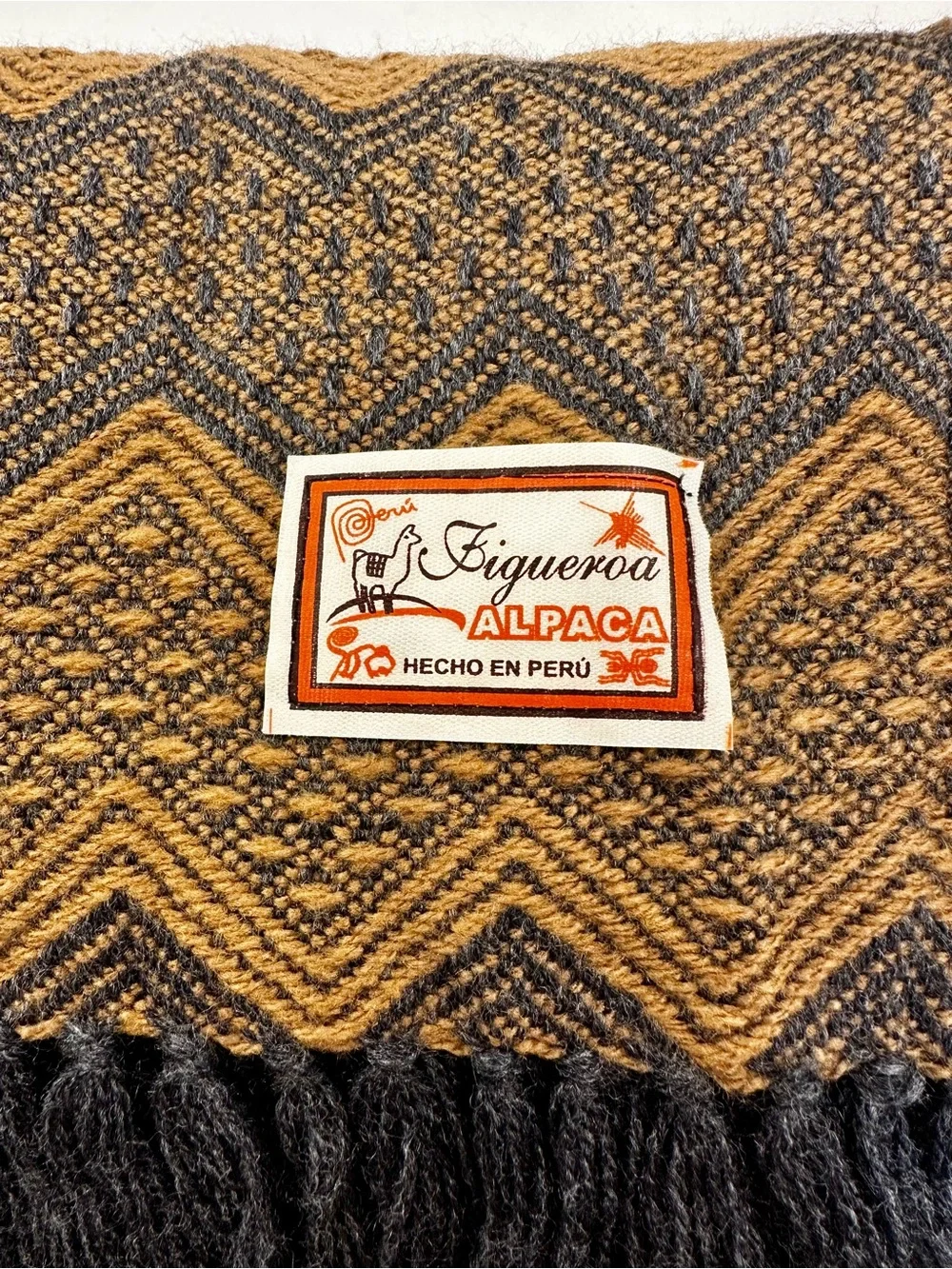 Peru Figueroa Alpaca Navy-Blue/Khaki Chevron Knit Wide Blanket Scarf/Shawl, EUC